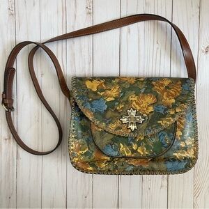 Patricia Nash Beaumont Leather Flap Crossbody Bag Wildflower All Over Print